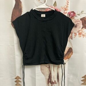 XS Wilfred crop top​​​​​​​​​​​